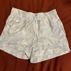 Lululemon shorts EUC